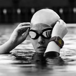 Apple Watch Ultra 2 (2024) - GPS + Cellular - 49mm - Zwart Titanium - Dark Green Alpine Loop - Medium