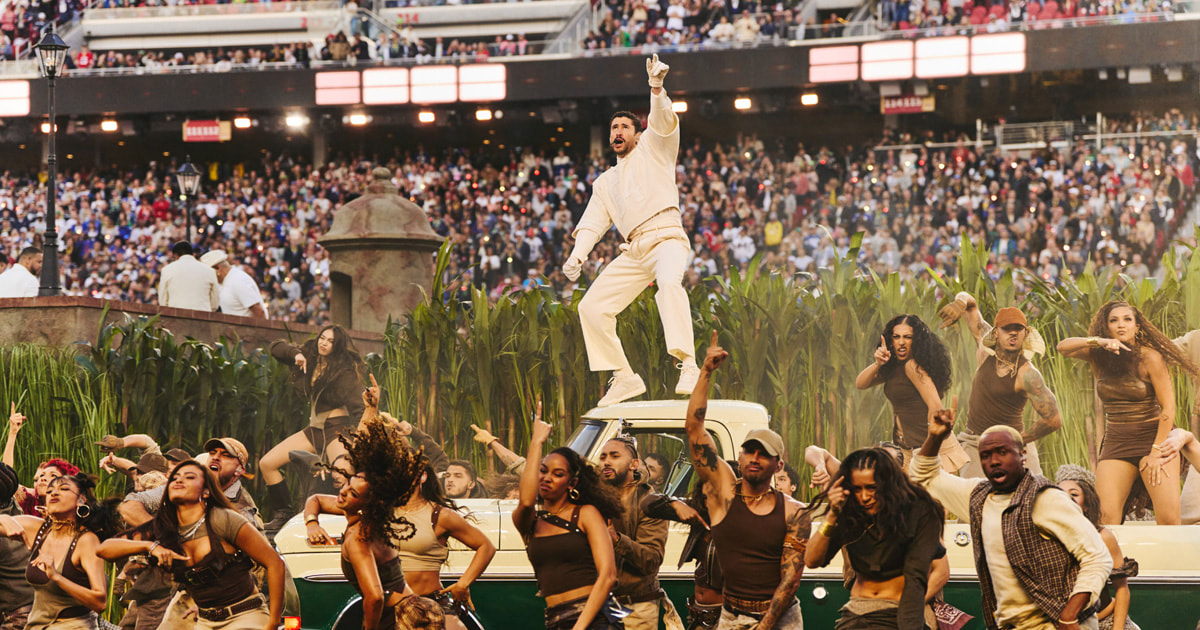 Bad Bunny's Apple Music Super Bowl LX Halftime Show: de grootste hits en luistercijfers